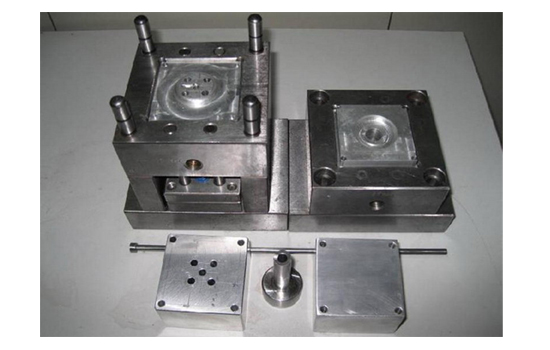 塑膠模具廠 塑膠模具廠