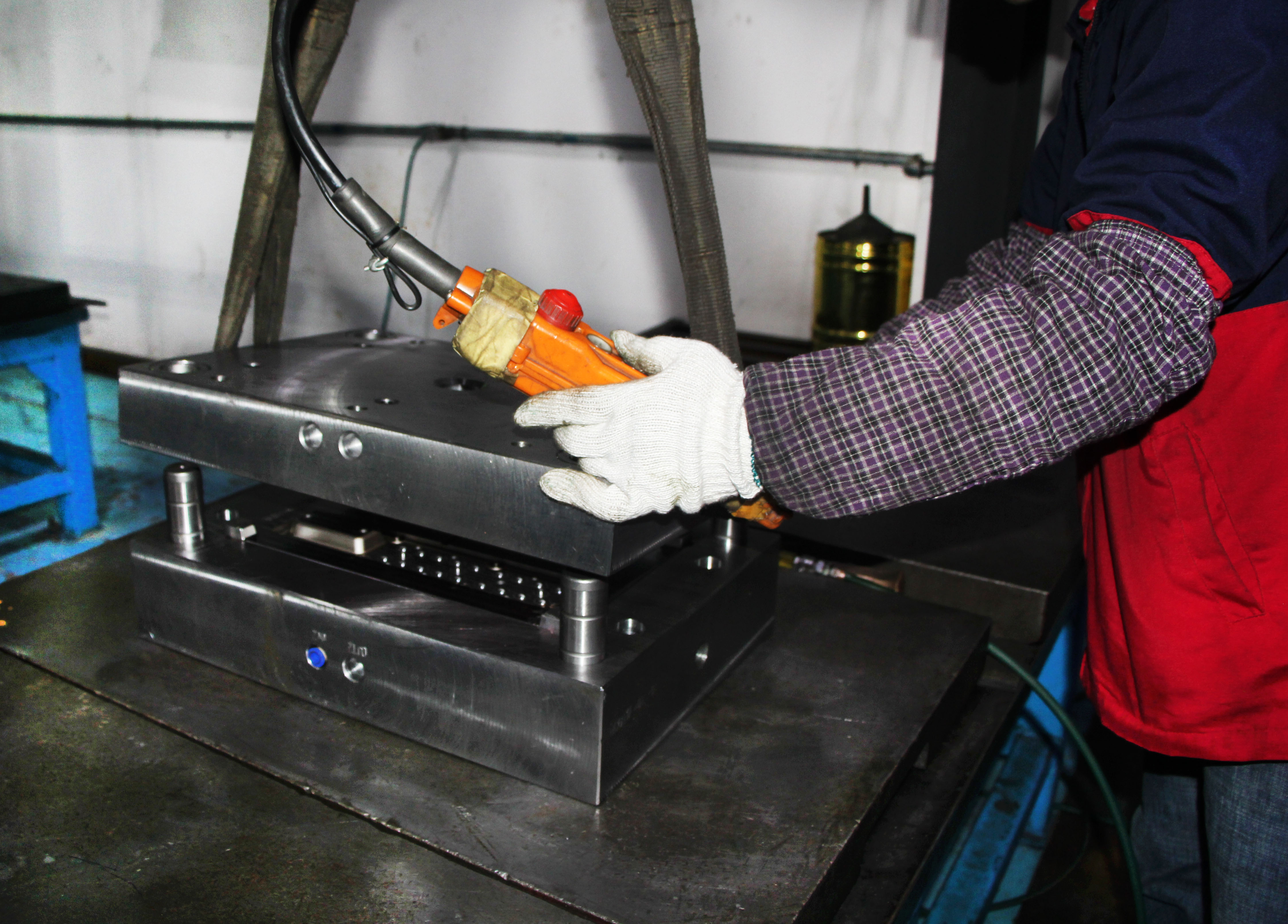 塑膠模具&mdash;&mdash;旭錦