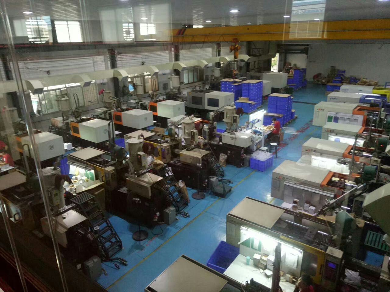 旭錦塑膠模具注塑部門 旭錦塑膠模具注塑部門